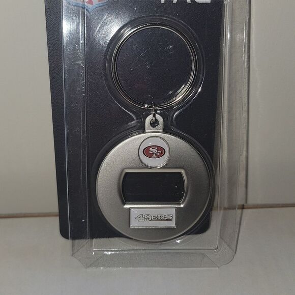 New Official NFL San Francisco 49ers Ez Opener Bottle Key Ring Keychain - Silver - Picture 3 of 5